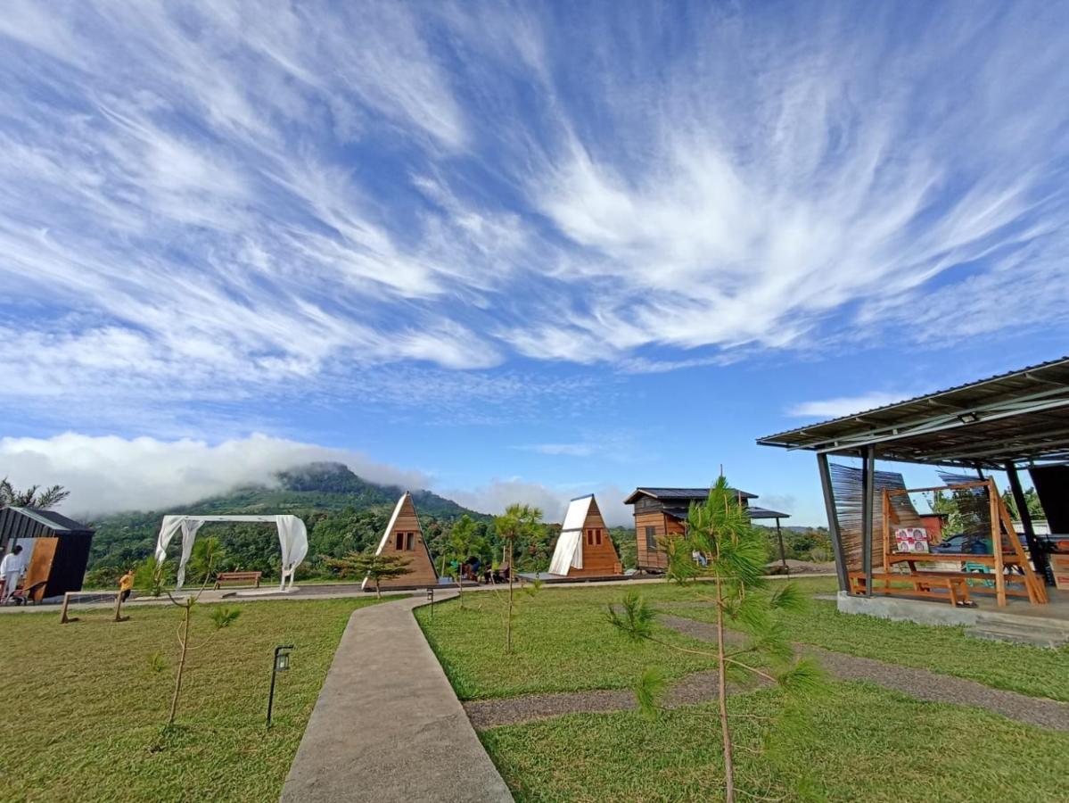 Tomohon Wawowow酒店 外观 照片